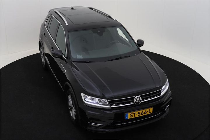 Photo 2 VIN: WVGZZZ5NZJW428891 - VOLKSWAGEN TIGUAN 