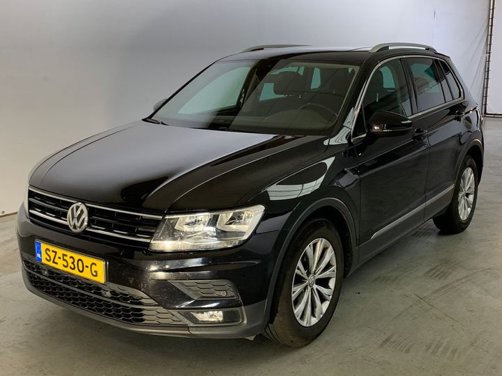 Photo 1 VIN: WVGZZZ5NZJW430401 - VOLKSWAGEN TIGUAN 