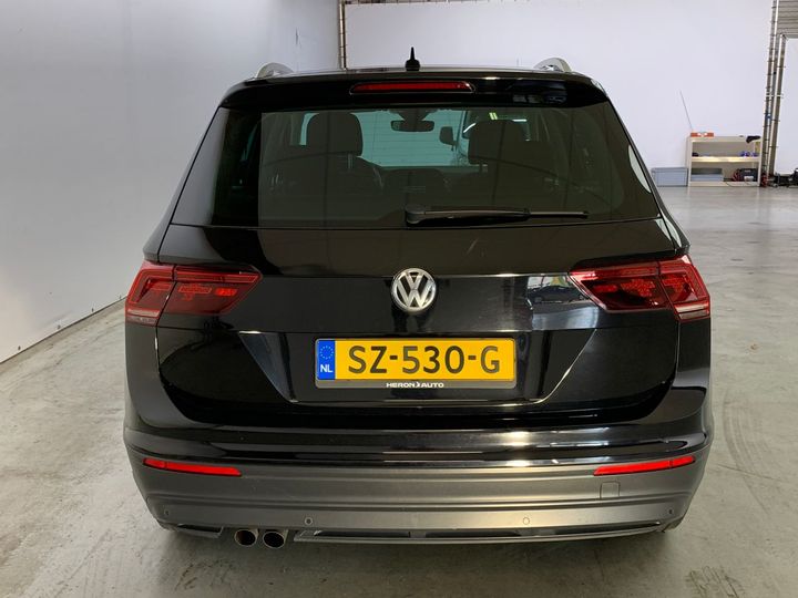 Photo 12 VIN: WVGZZZ5NZJW430401 - VOLKSWAGEN TIGUAN 