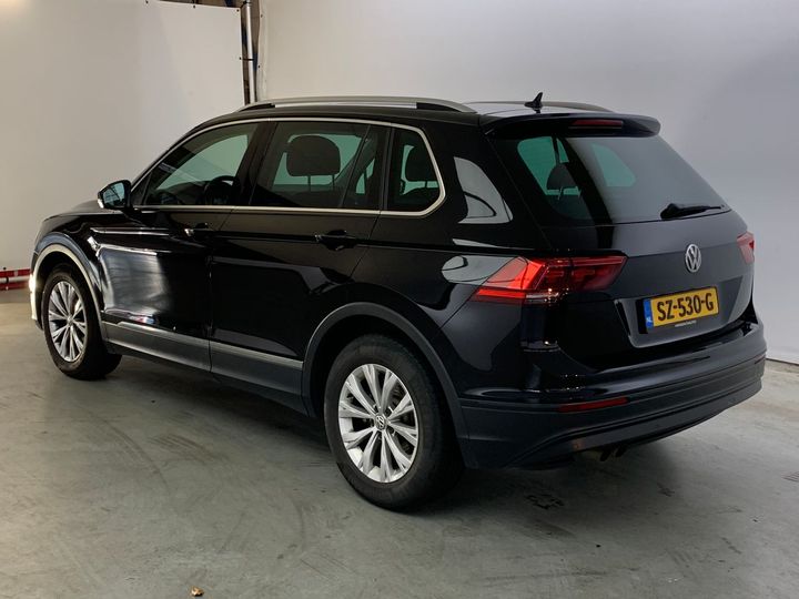 Photo 2 VIN: WVGZZZ5NZJW430401 - VOLKSWAGEN TIGUAN 