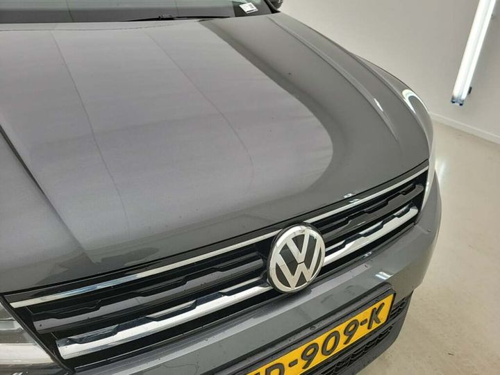 Photo 3 VIN: WVGZZZ5NZJW431829 - VW TIGUAN 