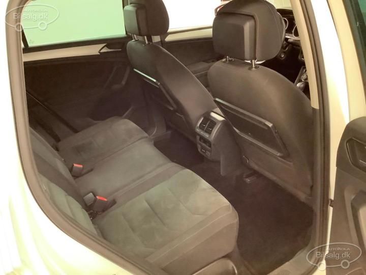 Photo 17 VIN: WVGZZZ5NZJW432708 - VOLKSWAGEN TIGUAN ESTATE 