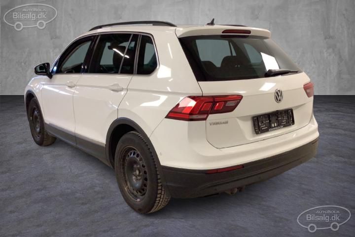 Photo 2 VIN: WVGZZZ5NZJW432708 - VOLKSWAGEN TIGUAN ESTATE 