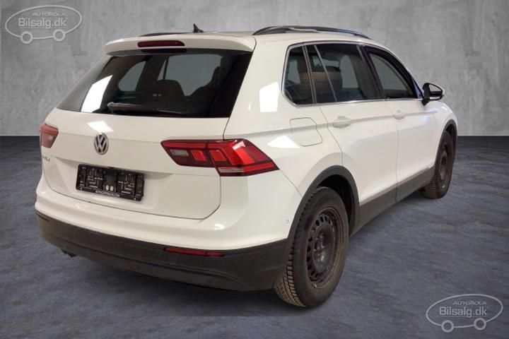 Photo 3 VIN: WVGZZZ5NZJW432708 - VOLKSWAGEN TIGUAN ESTATE 