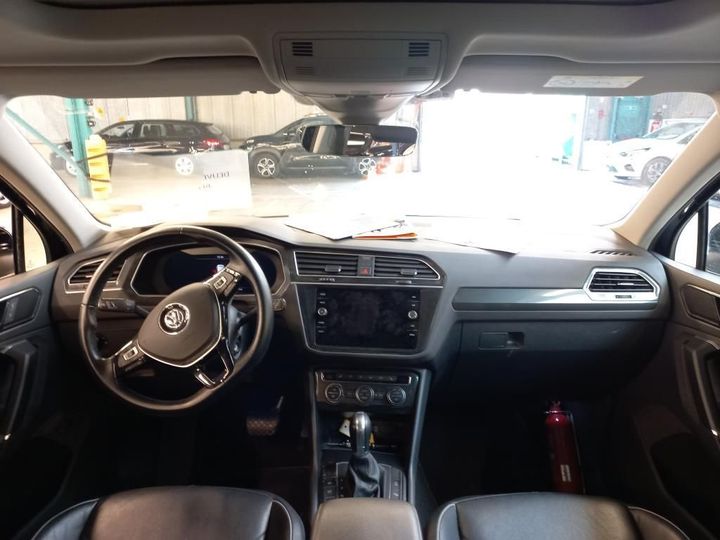 Photo 8 VIN: WVGZZZ5NZJW433897 - VOLKSWAGEN TIGUAN 