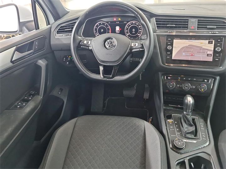 Photo 6 VIN: WVGZZZ5NZJW439234 - VOLKSWAGEN TIGUAN 