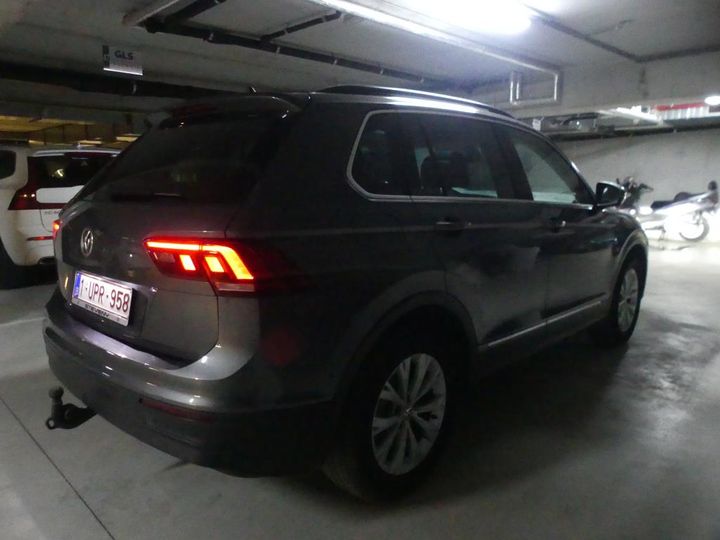 Photo 1 VIN: WVGZZZ5NZJW439655 - VW TIGUAN 