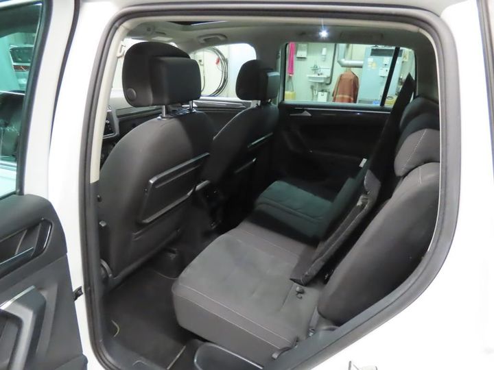 Photo 4 VIN: WVGZZZ5NZJW442278 - VOLKSWAGEN TIGUAN 