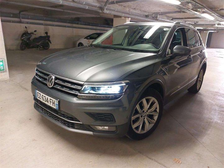 Photo 1 VIN: WVGZZZ5NZJW445623 - VOLKSWAGEN TIGUAN 