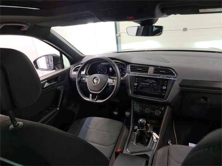 Photo 6 VIN: WVGZZZ5NZJW446442 - VOLKSWAGEN TIGUAN 