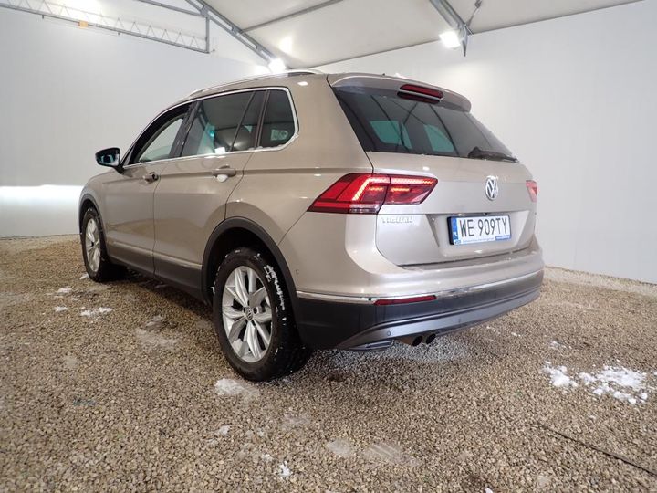 Photo 3 VIN: WVGZZZ5NZJW450211 - VOLKSWAGEN TIGUAN 