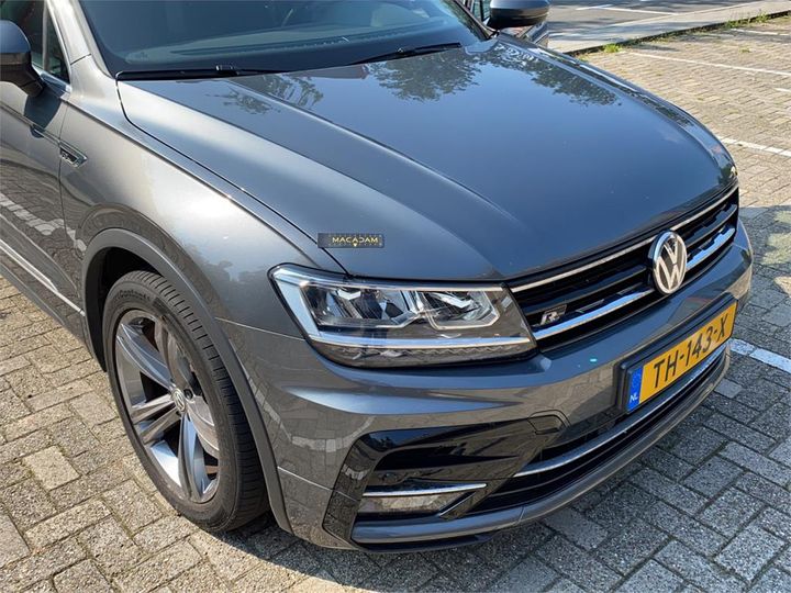 Photo 17 VIN: WVGZZZ5NZJW451196 - VOLKSWAGEN TIGUAN 