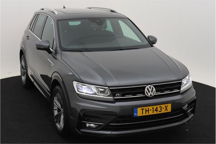 Photo 2 VIN: WVGZZZ5NZJW451196 - VOLKSWAGEN TIGUAN 