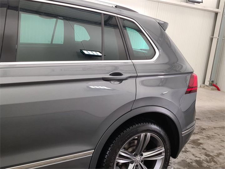 Photo 9 VIN: WVGZZZ5NZJW451264 - VOLKSWAGEN TIGUAN 