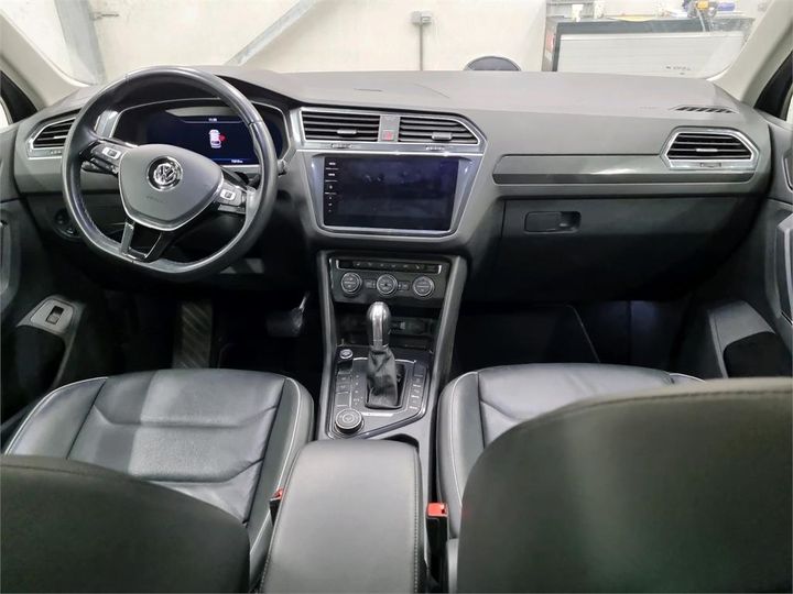 Photo 12 VIN: WVGZZZ5NZJW451917 - VOLKSWAGEN TIGUAN 