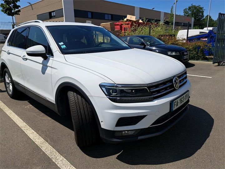 Photo 17 VIN: WVGZZZ5NZJW451966 - VW TIGUAN 