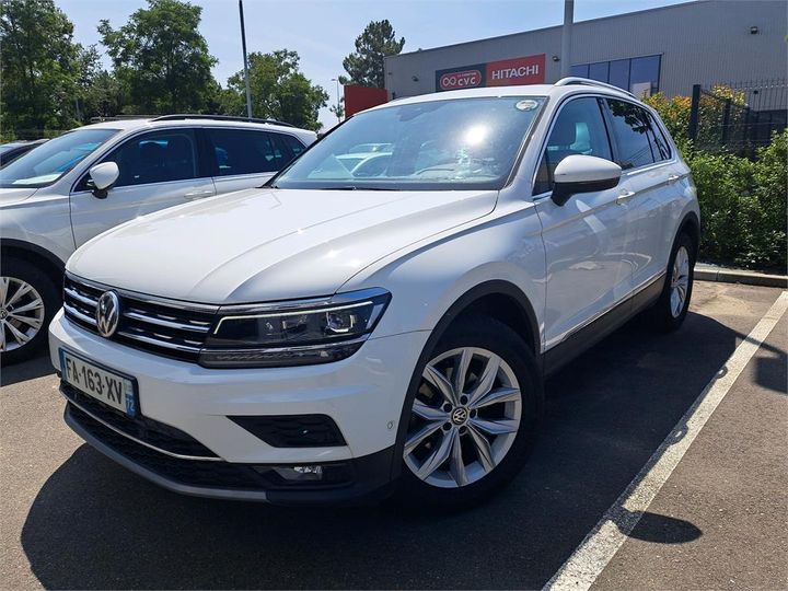 Photo 20 VIN: WVGZZZ5NZJW451966 - VW TIGUAN 