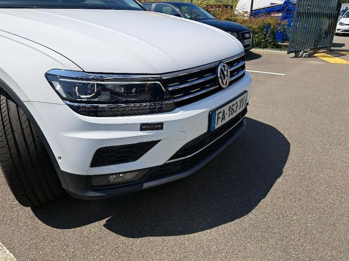 Photo 9 VIN: WVGZZZ5NZJW451966 - VW TIGUAN 