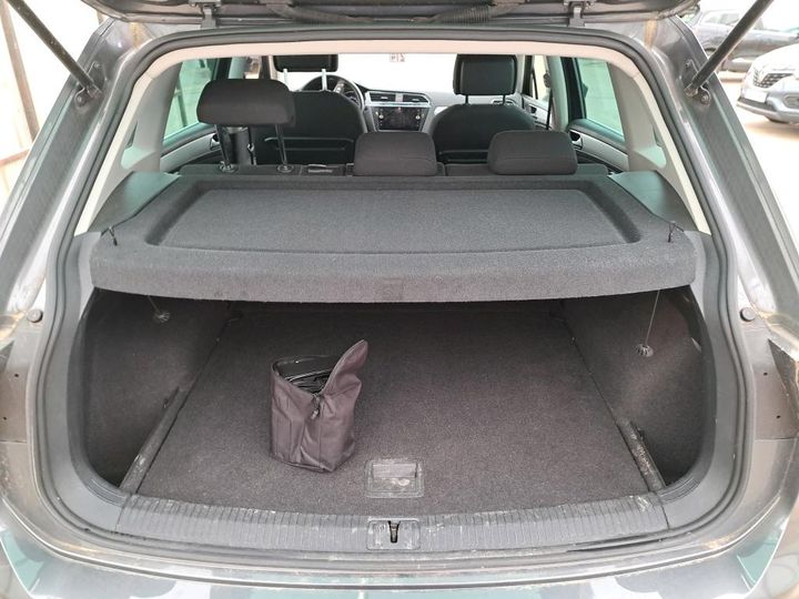 Photo 3 VIN: WVGZZZ5NZJW452344 - VW TIGUAN 