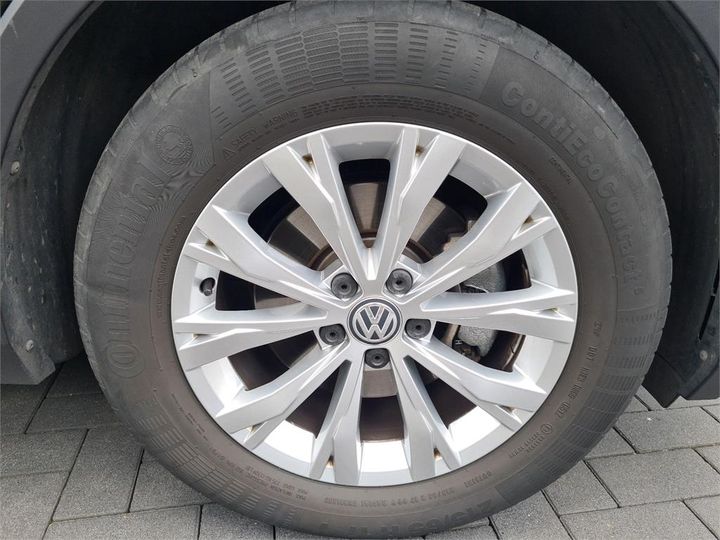 Photo 10 VIN: WVGZZZ5NZJW452815 - VOLKSWAGEN TIGUAN 