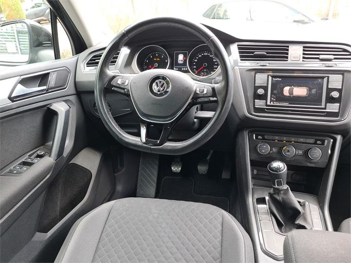 Photo 6 VIN: WVGZZZ5NZJW452815 - VOLKSWAGEN TIGUAN 