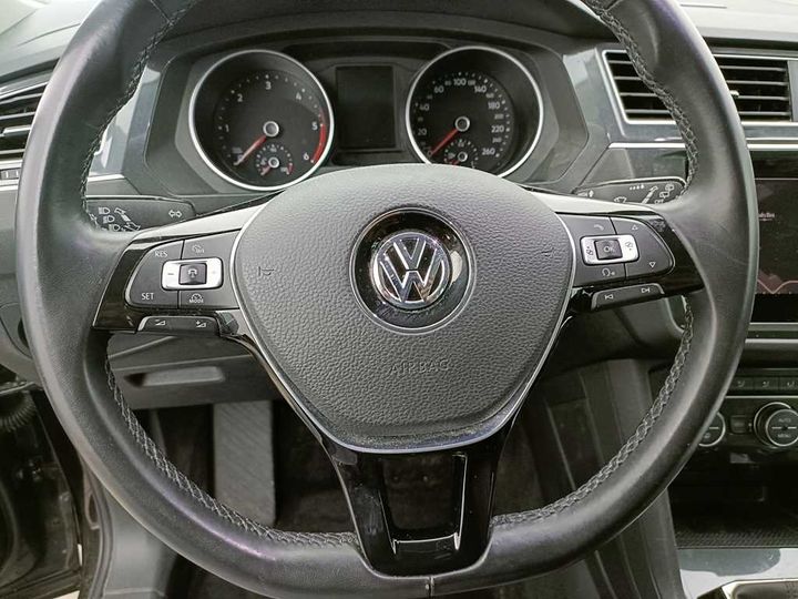 Photo 26 VIN: WVGZZZ5NZJW453678 - VOLKSWAGEN TIGUAN &#3916 