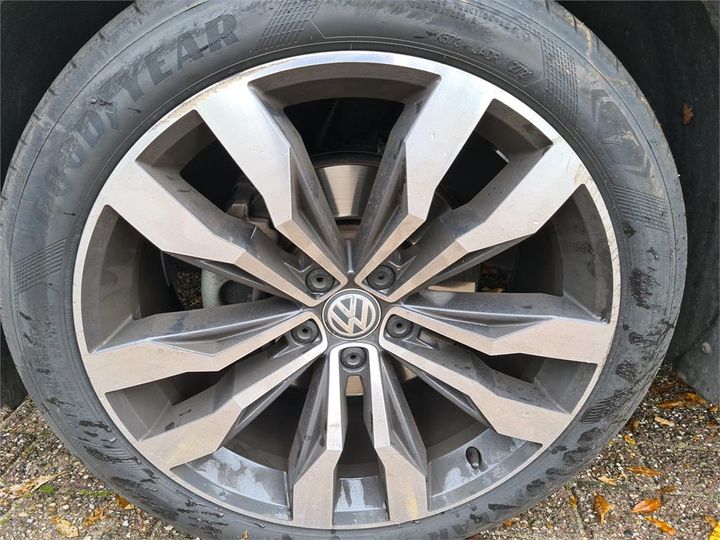 Photo 23 VIN: WVGZZZ5NZJW458945 - VOLKSWAGEN TIGUAN 