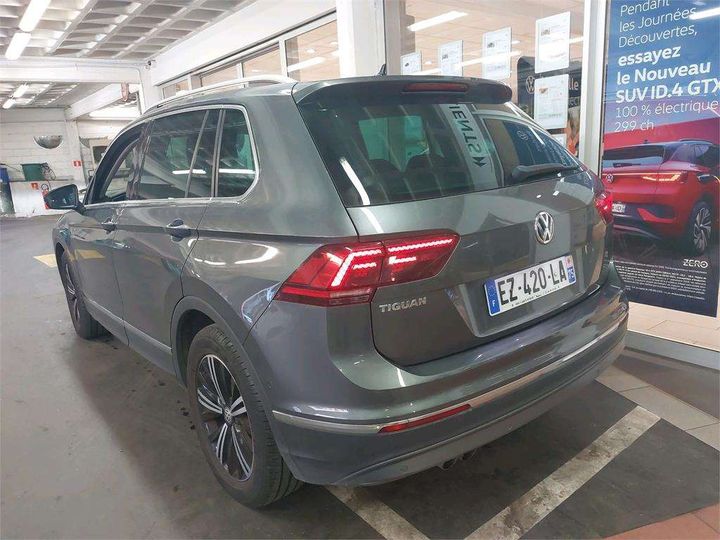 Photo 2 VIN: WVGZZZ5NZJW460001 - VOLKSWAGEN TIGUAN 