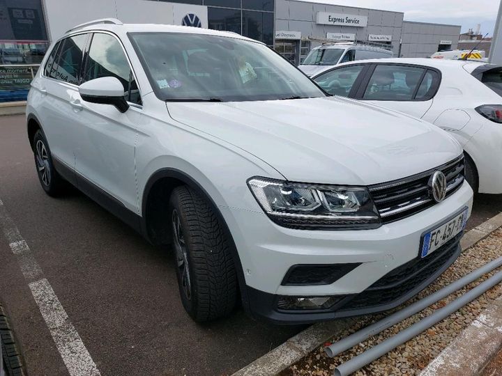 Photo 2 VIN: WVGZZZ5NZJW462247 - VOLKSWAGEN TIGUAN 