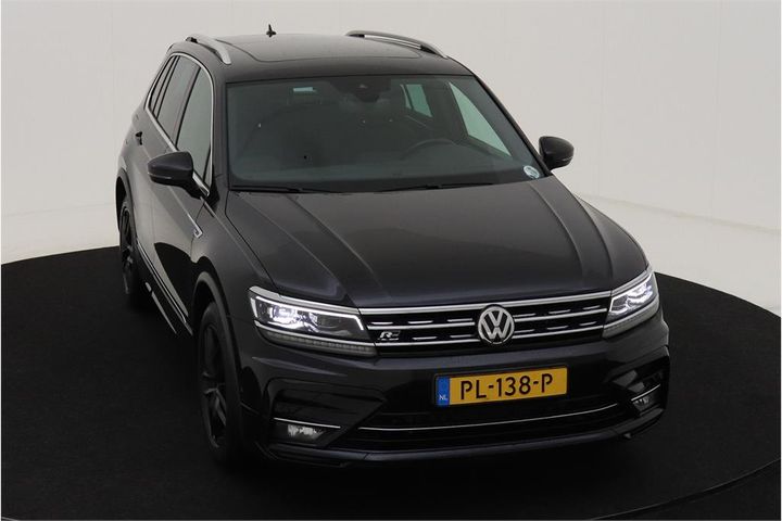 Photo 2 VIN: WVGZZZ5NZJW800903 - VOLKSWAGEN TIGUAN 