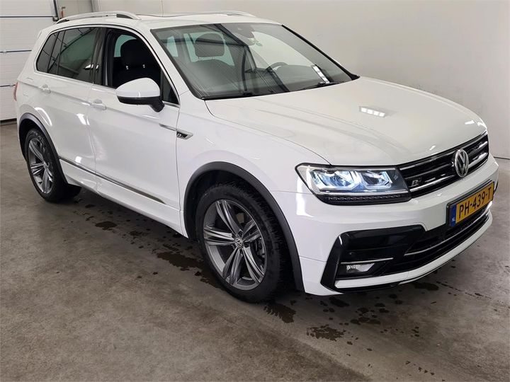 Photo 9 VIN: WVGZZZ5NZJW800951 - VOLKSWAGEN TIGUAN 