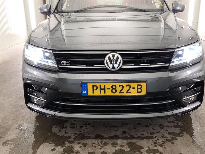 Photo 5 VIN: WVGZZZ5NZJW801297 - VOLKSWAGEN TIGUAN 