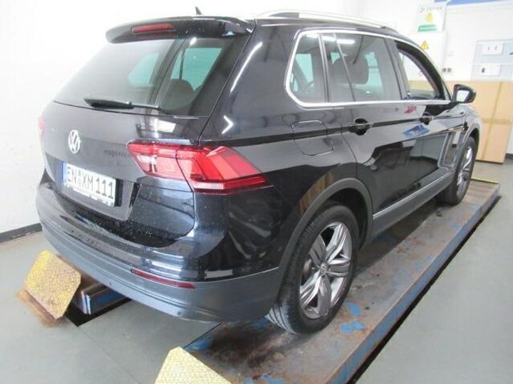 Photo 5 VIN: WVGZZZ5NZJW802780 - VOLKSWAGEN TIGUAN SUV 