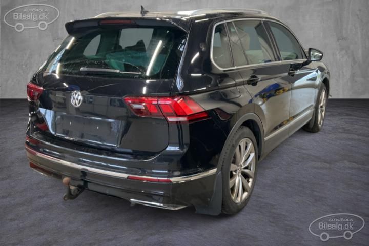 Photo 3 VIN: WVGZZZ5NZJW804325 - VOLKSWAGEN TIGUAN ESTATE 