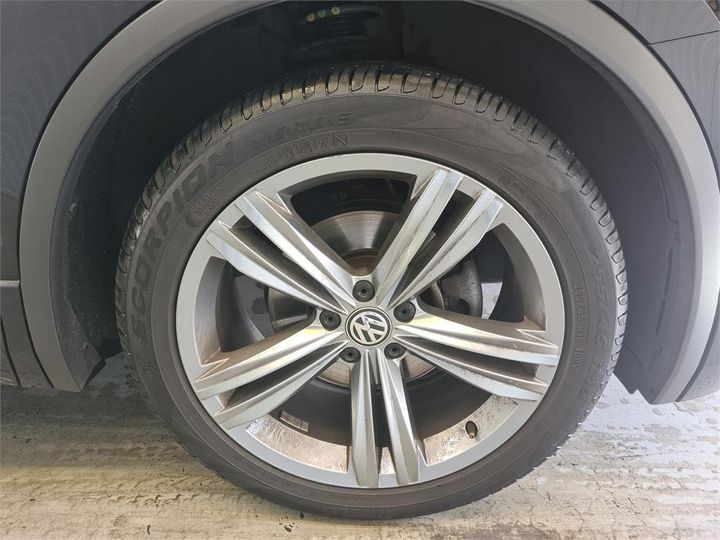 Photo 11 VIN: WVGZZZ5NZJW806516 - VOLKSWAGEN TIGUAN 