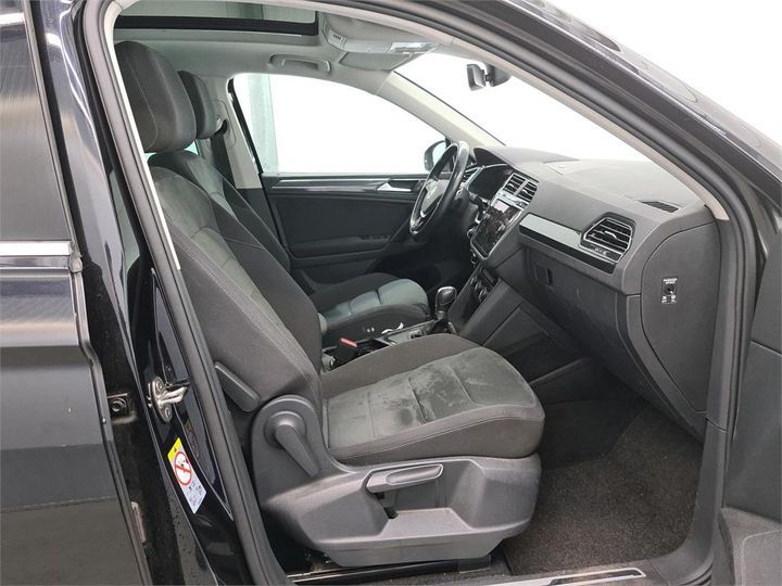 Photo 3 VIN: WVGZZZ5NZJW806516 - VOLKSWAGEN TIGUAN 