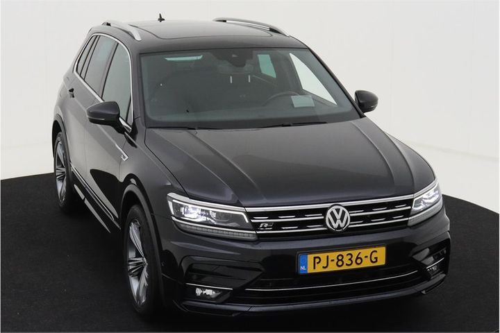 Photo 2 VIN: WVGZZZ5NZJW806852 - VOLKSWAGEN TIGUAN 