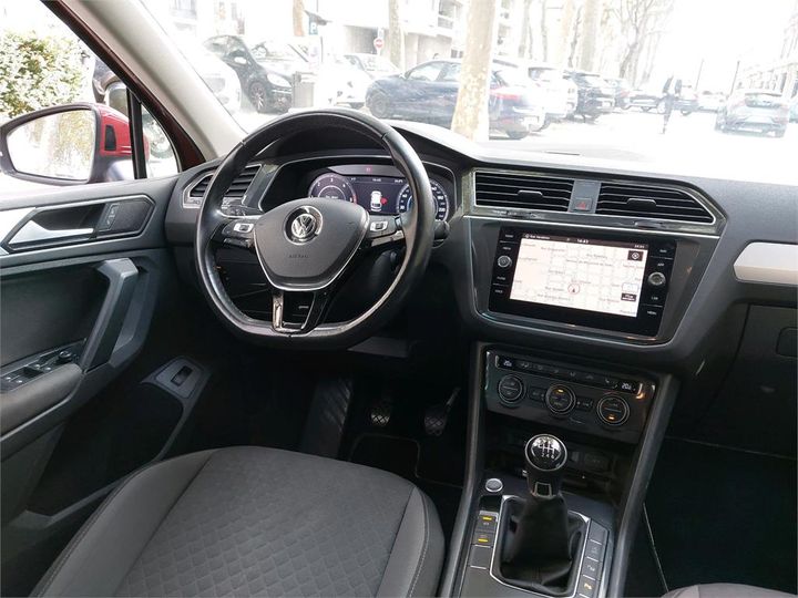 Photo 5 VIN: WVGZZZ5NZJW807394 - VOLKSWAGEN TIGUAN 