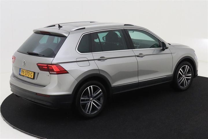 Photo 3 VIN: WVGZZZ5NZJW809811 - VOLKSWAGEN TIGUAN 