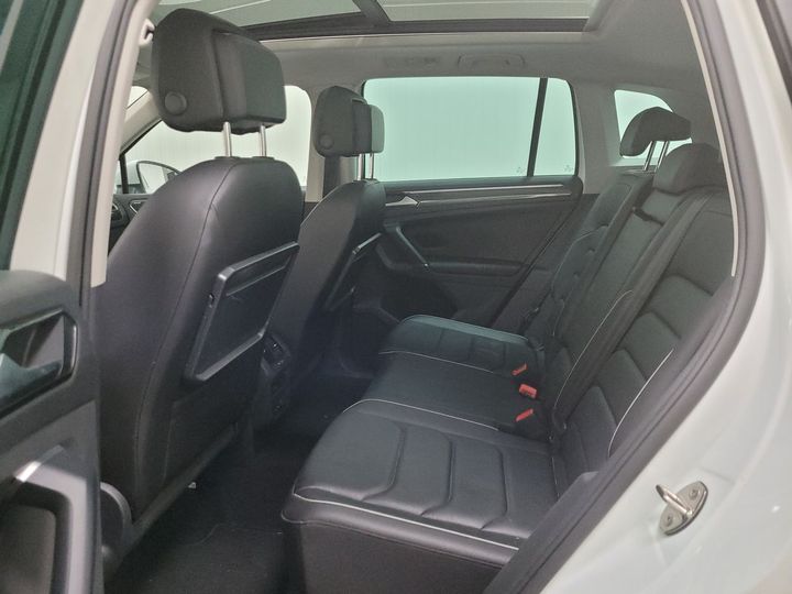 Photo 5 VIN: WVGZZZ5NZJW810574 - VOLKSWAGEN TIGUAN 