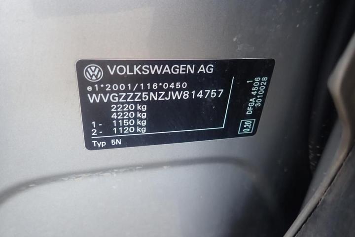 Photo 11 VIN: WVGZZZ5NZJW814757 - VOLKSWAGEN TIGUAN 