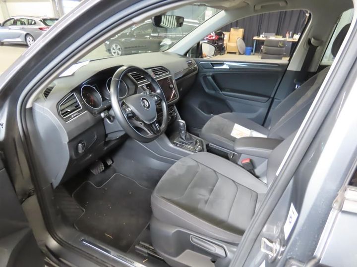 Photo 22 VIN: WVGZZZ5NZJW814871 - VOLKSWAGEN TIGUAN 