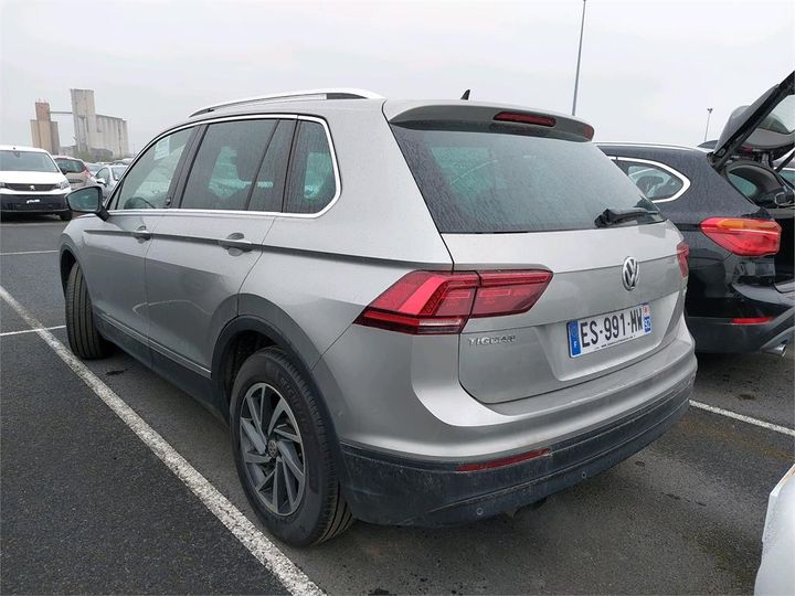 Photo 3 VIN: WVGZZZ5NZJW821410 - VOLKSWAGEN TIGUAN 