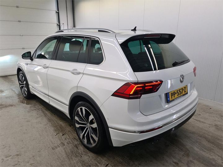 Photo 3 VIN: WVGZZZ5NZJW821482 - VOLKSWAGEN TIGUAN 