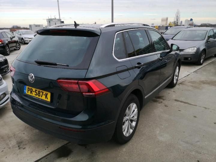 Photo 3 VIN: WVGZZZ5NZJW822474 - VOLKSWAGEN TIGUAN 