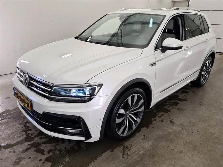 Photo 1 VIN: WVGZZZ5NZJW822687 - VOLKSWAGEN TIGUAN 