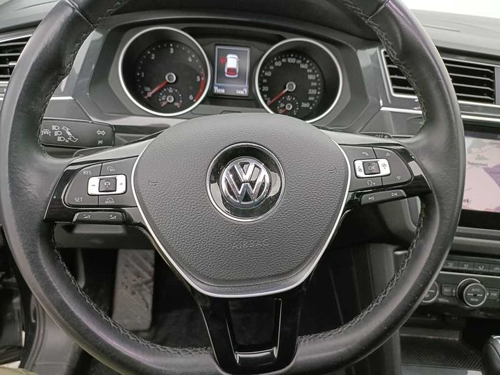 Photo 28 VIN: WVGZZZ5NZJW822947 - VOLKSWAGEN TIGUAN &#3916 