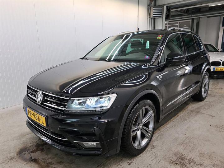 Photo 1 VIN: WVGZZZ5NZJW823314 - VOLKSWAGEN TIGUAN 