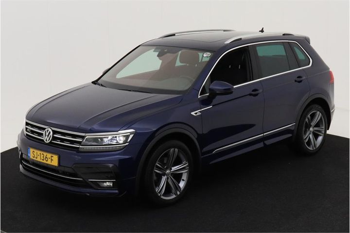 Photo 1 VIN: WVGZZZ5NZJW827284 - VOLKSWAGEN TIGUAN 