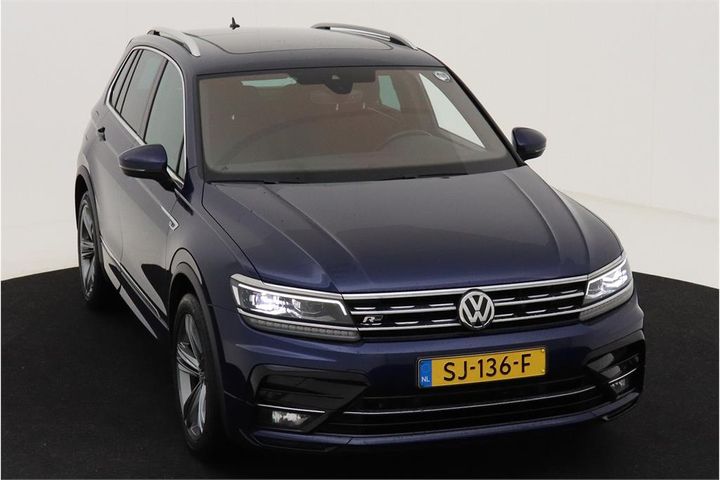 Photo 2 VIN: WVGZZZ5NZJW827284 - VOLKSWAGEN TIGUAN 